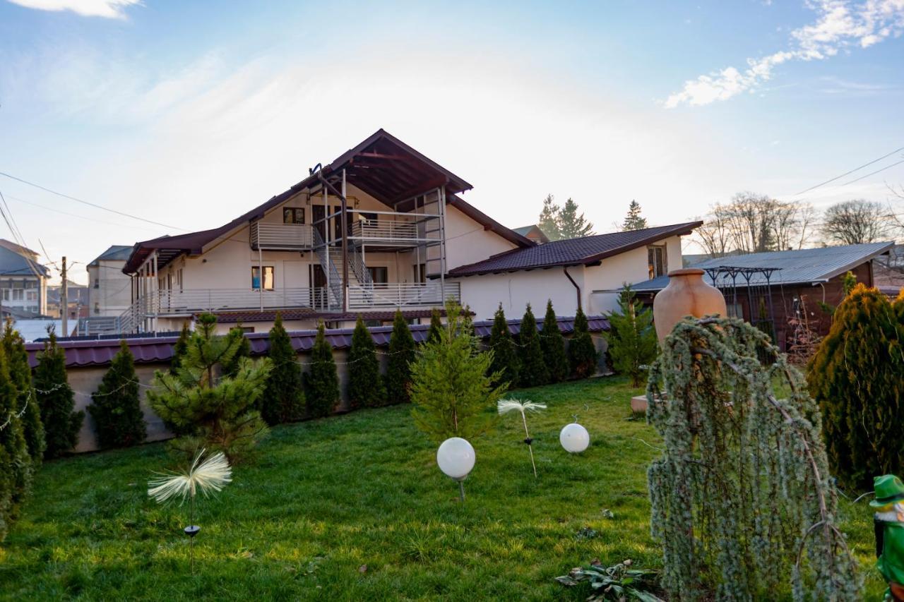 Vaias Aparts Târgu Neamţ Dış mekan fotoğraf