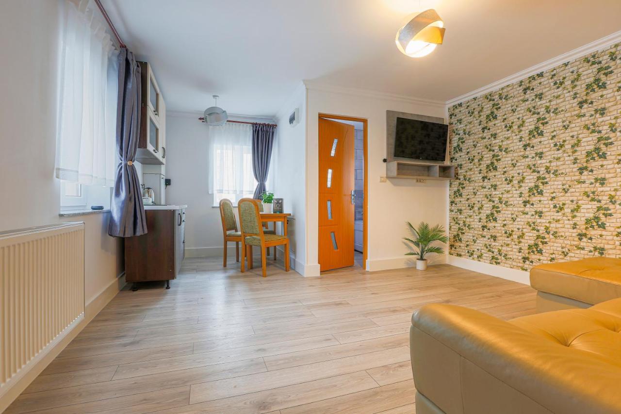 Vaias Aparts Târgu Neamţ Dış mekan fotoğraf